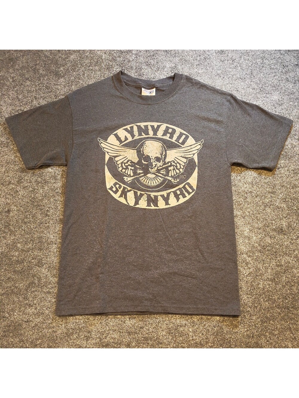 Lynyrd Skynyrd T-Shirt Adult Small Gray Skull Wings Graphic Tee Vintage Style
